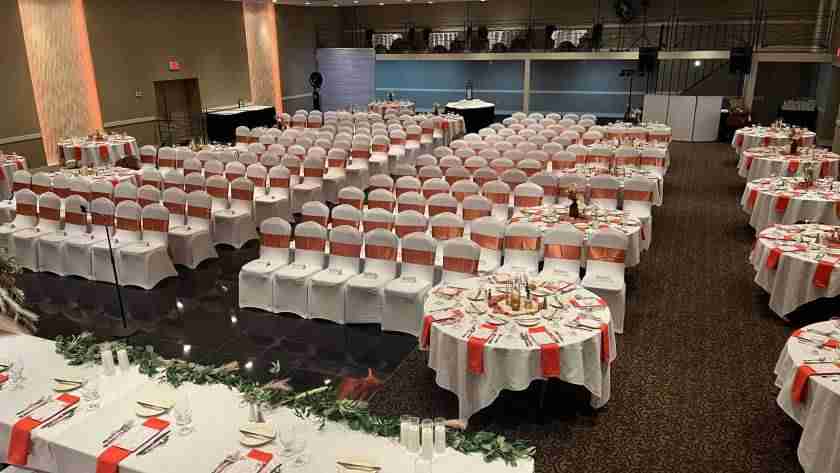 Balconade Room Terracotta sashes and linen napkins